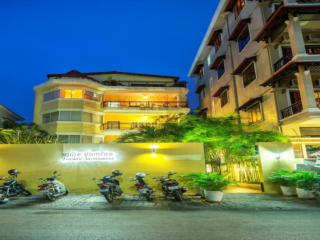 Jasmin Monument Hotel Phnom Penh Esterno foto