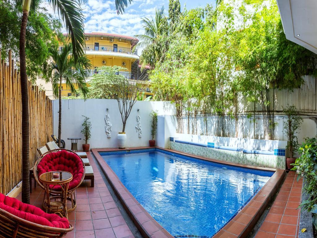 Jasmin Monument Hotel Phnom Penh Esterno foto